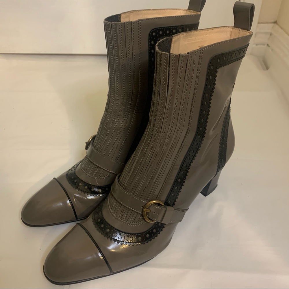 TODS womens patent leather buckle boots